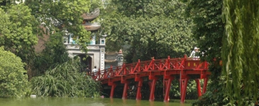 hanoir-japanese-bridge-close